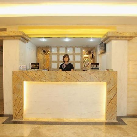 Xinghe Boutique Hotel Guangzhou Bus Station Branch מראה חיצוני תמונה
