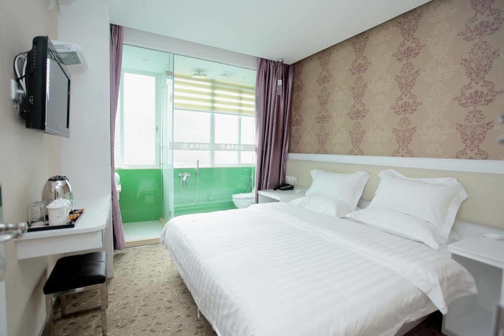 Xinghe Boutique Hotel Guangzhou Bus Station Branch מראה חיצוני תמונה