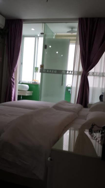 Xinghe Boutique Hotel Guangzhou Bus Station Branch מראה חיצוני תמונה