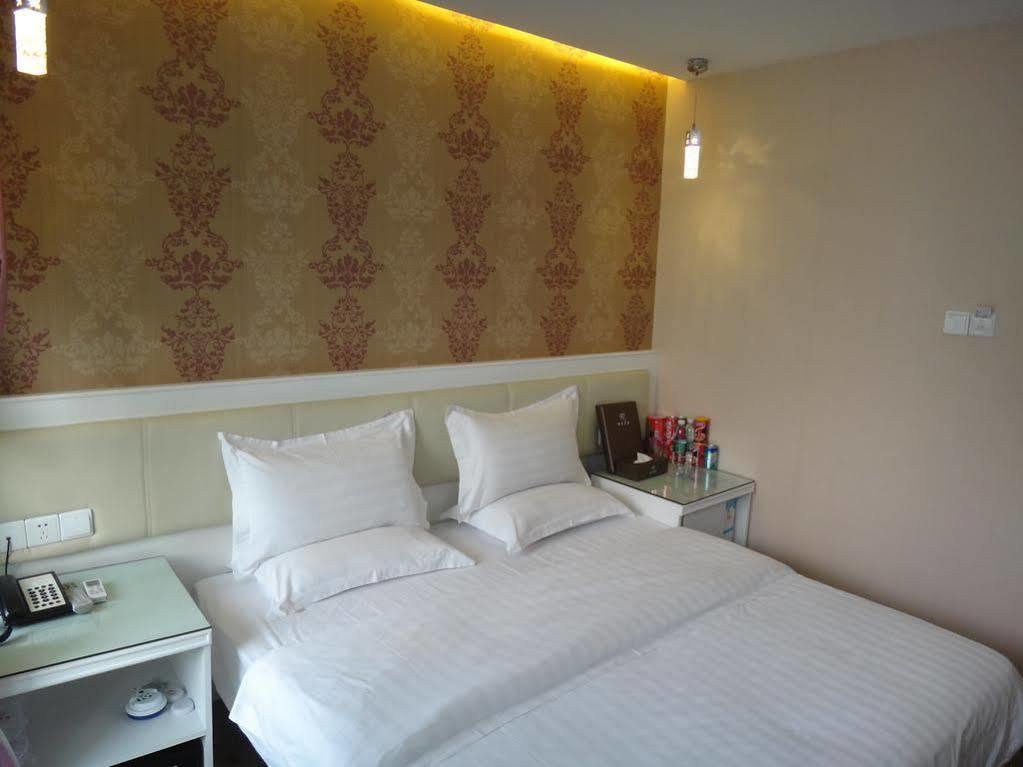 Xinghe Boutique Hotel Guangzhou Bus Station Branch מראה חיצוני תמונה