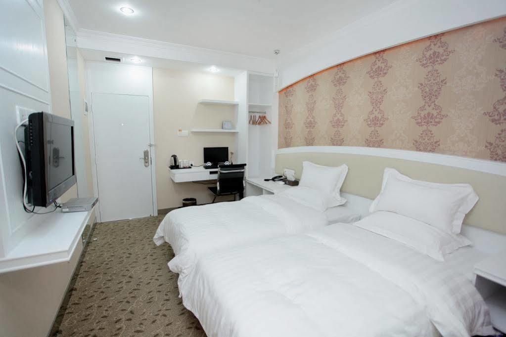 Xinghe Boutique Hotel Guangzhou Bus Station Branch מראה חיצוני תמונה